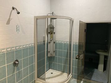 Лазня на Малиновського біля Ведмедя відгуки, лазня/сауна Одеса Малиновський район вул. Малиновського, 94, фото, адреса з картою проїзду.